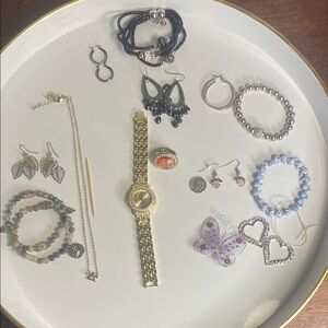 Costume jewelry lot